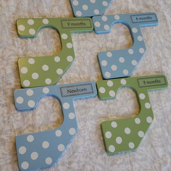 Polka Dot Closet dividers newborn to 12 months - Picture 2 of 4